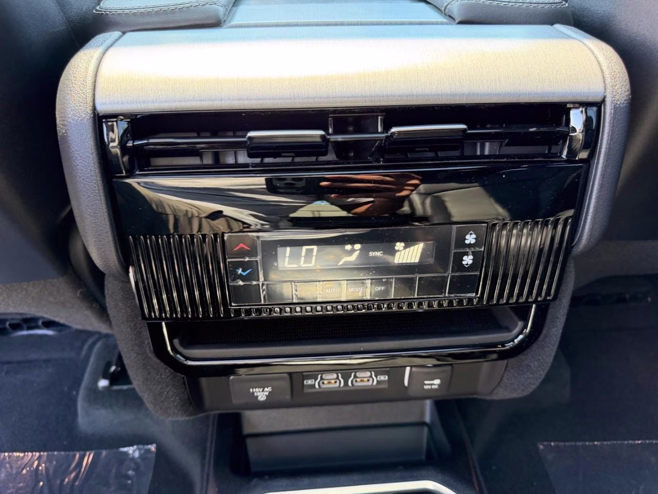2026 Bright White Clearcoat Jeep Grand Wagoneer 4x4 4X4 SUV