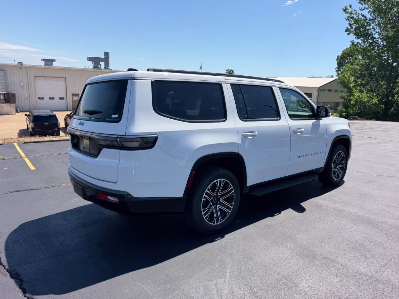 2026 Bright White Clearcoat Jeep Grand Wagoneer 4x4 4X4 SUV
