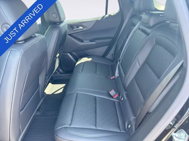 2026 Mosaic Black Metallic Chevrolet Equinox LT FWD SUV