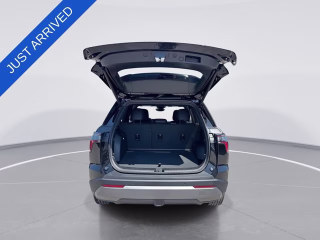 2026 Mosaic Black Metallic Chevrolet Equinox LT FWD SUV
