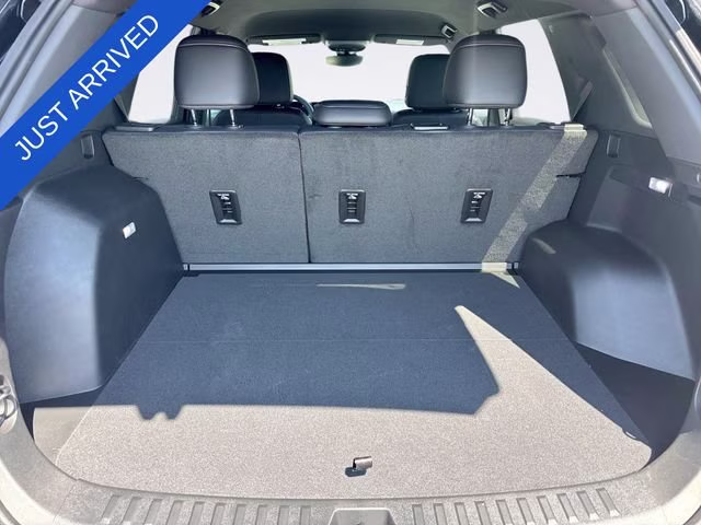 2026 Mosaic Black Metallic Chevrolet Equinox LT FWD SUV