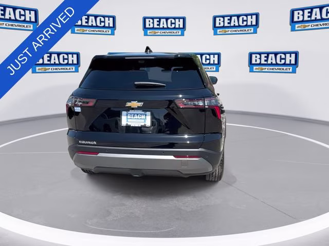 2026 Mosaic Black Metallic Chevrolet Equinox LT FWD SUV