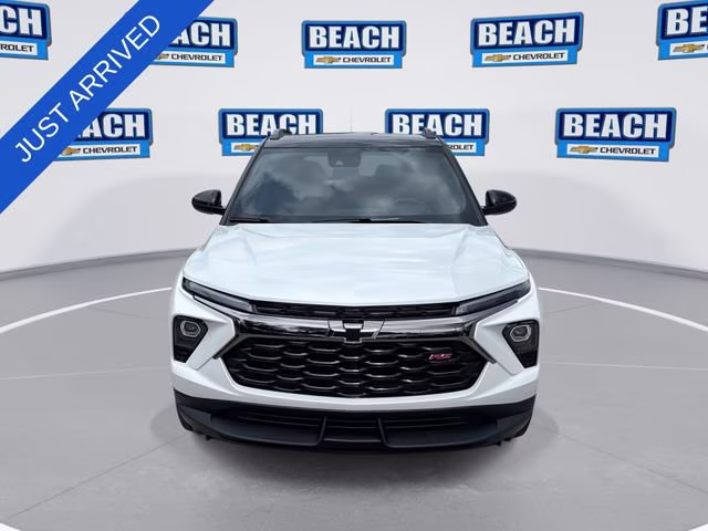 2026 Iridescent Pearl Tricoat Chevrolet Trailblazer RS FWD SUV
