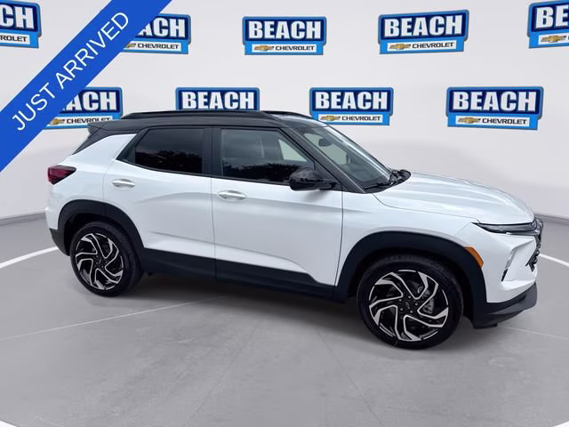 2026 Iridescent Pearl Tricoat Chevrolet Trailblazer RS FWD SUV