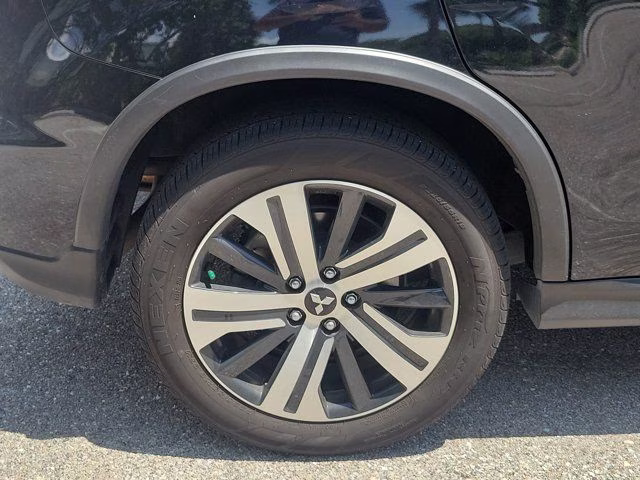 2024 Labrador Black Pearl Mitsubishi Outlander Sport 2.0 ES 4X4 SUV