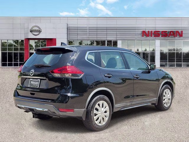 2017 Magnetic Black Nissan Rogue S FWD SUV