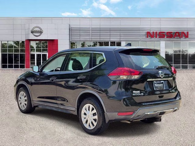 2017 Magnetic Black Nissan Rogue S FWD SUV