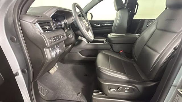 2023 Sterling Metallic GMC Yukon Denali 4X4 SUV