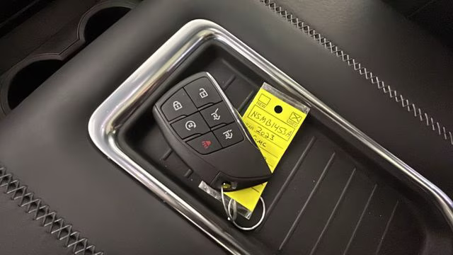 2023 Sterling Metallic GMC Yukon Denali 4X4 SUV