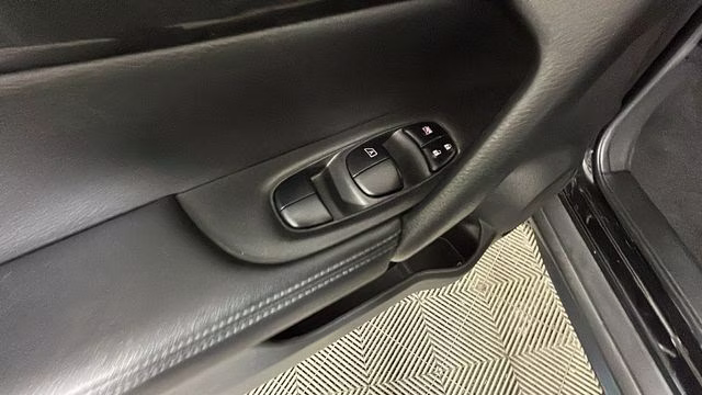 2020 Magnetic Black Pearl Nissan Rogue SV AWD SUV