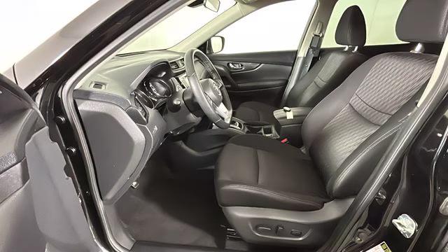 2020 Magnetic Black Pearl Nissan Rogue SV AWD SUV