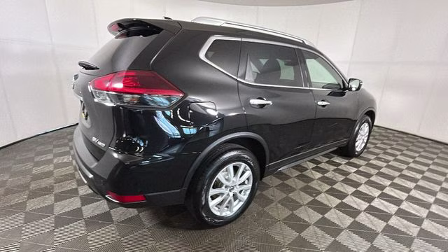 2020 Magnetic Black Pearl Nissan Rogue SV AWD SUV