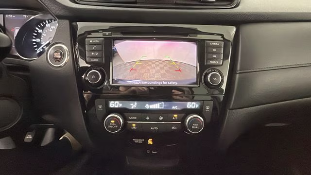 2020 Magnetic Black Pearl Nissan Rogue SV AWD SUV