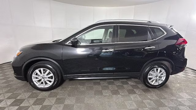 2020 Magnetic Black Pearl Nissan Rogue SV AWD SUV