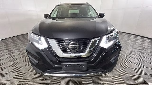 2020 Magnetic Black Pearl Nissan Rogue SV AWD SUV