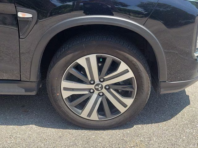 2024 Labrador Black Pearl Mitsubishi Outlander Sport 2.0 ES 4X4 SUV