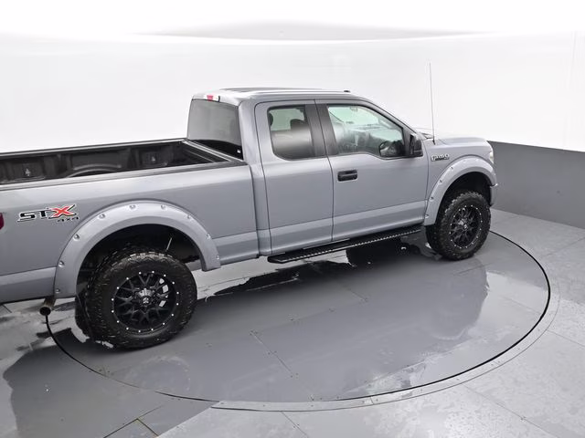 2019 Gray Metallic Ford F-150 XL 4X4 Truck