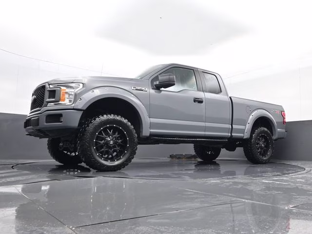 2019 Gray Metallic Ford F-150 XL 4X4 Truck