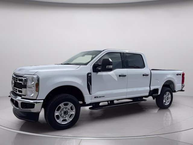 2025 Oxford White Ford Super Duty F-250 SRW XLT 4X4 Truck
