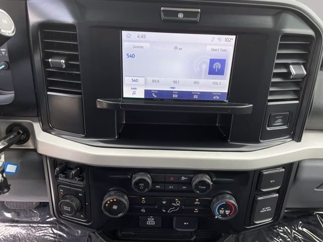 2025 Oxford White Ford Super Duty F-250 SRW XLT 4X4 Truck