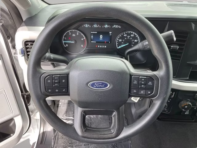 2025 Oxford White Ford Super Duty F-250 SRW XLT 4X4 Truck