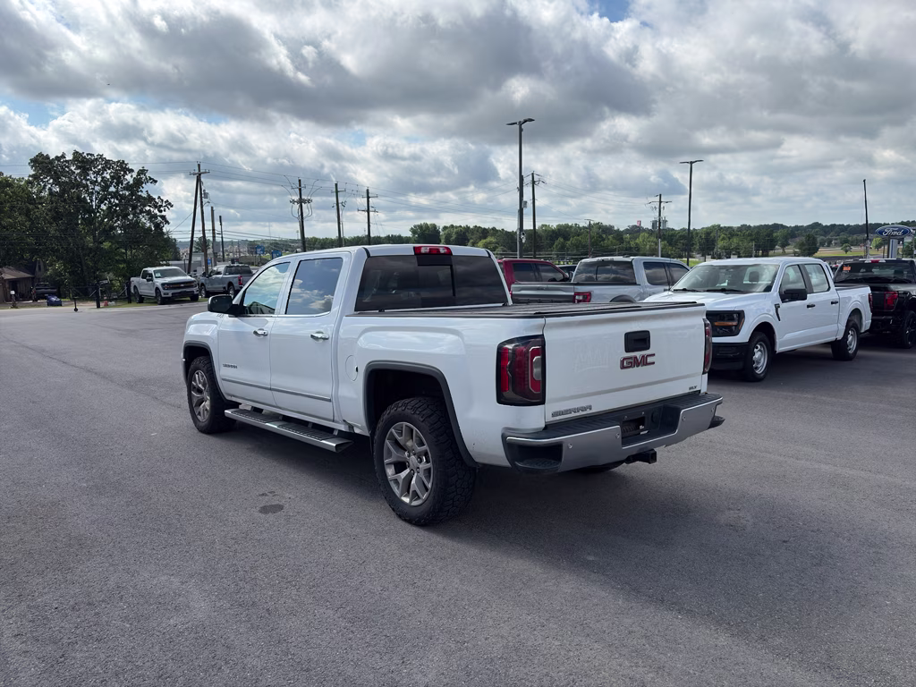 2017 Summit White GMC Sierra SLT 4X4 Truck