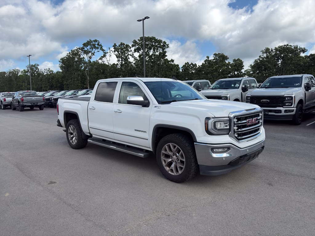 2017 Summit White GMC Sierra SLT 4X4 Truck