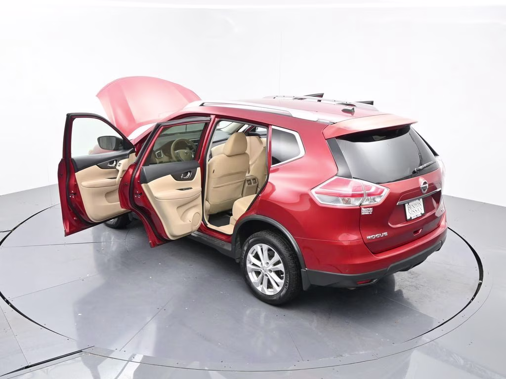 2015 Cayenne Red Pearl Nissan Rogue SV FWD SUV