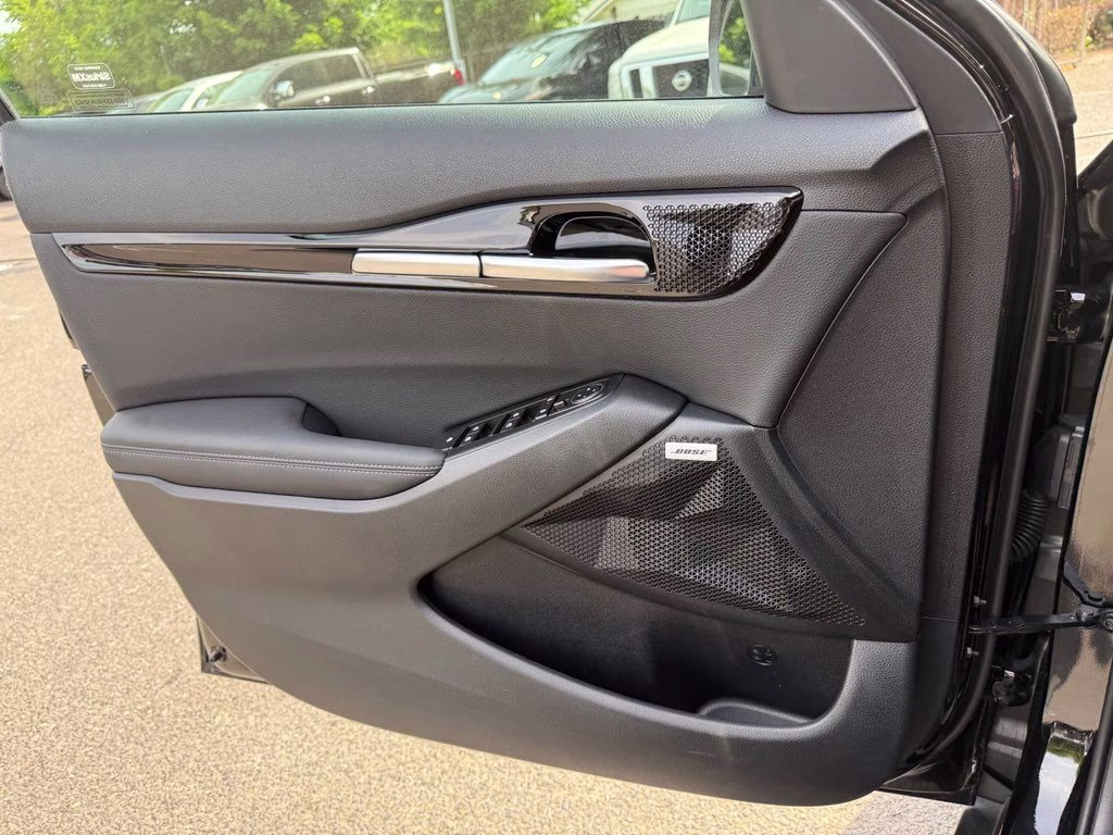 2026 Fusion Black Kia Seltos SX AWD SUV