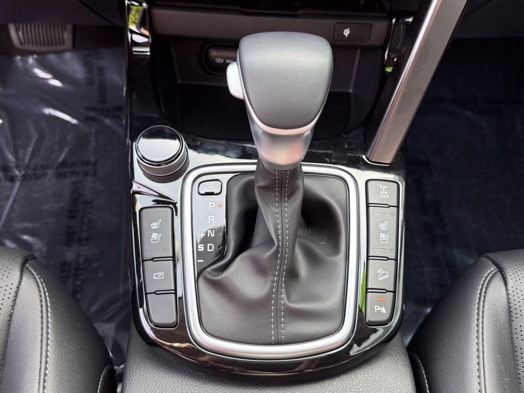 2026 Fusion Black Kia Seltos SX AWD SUV