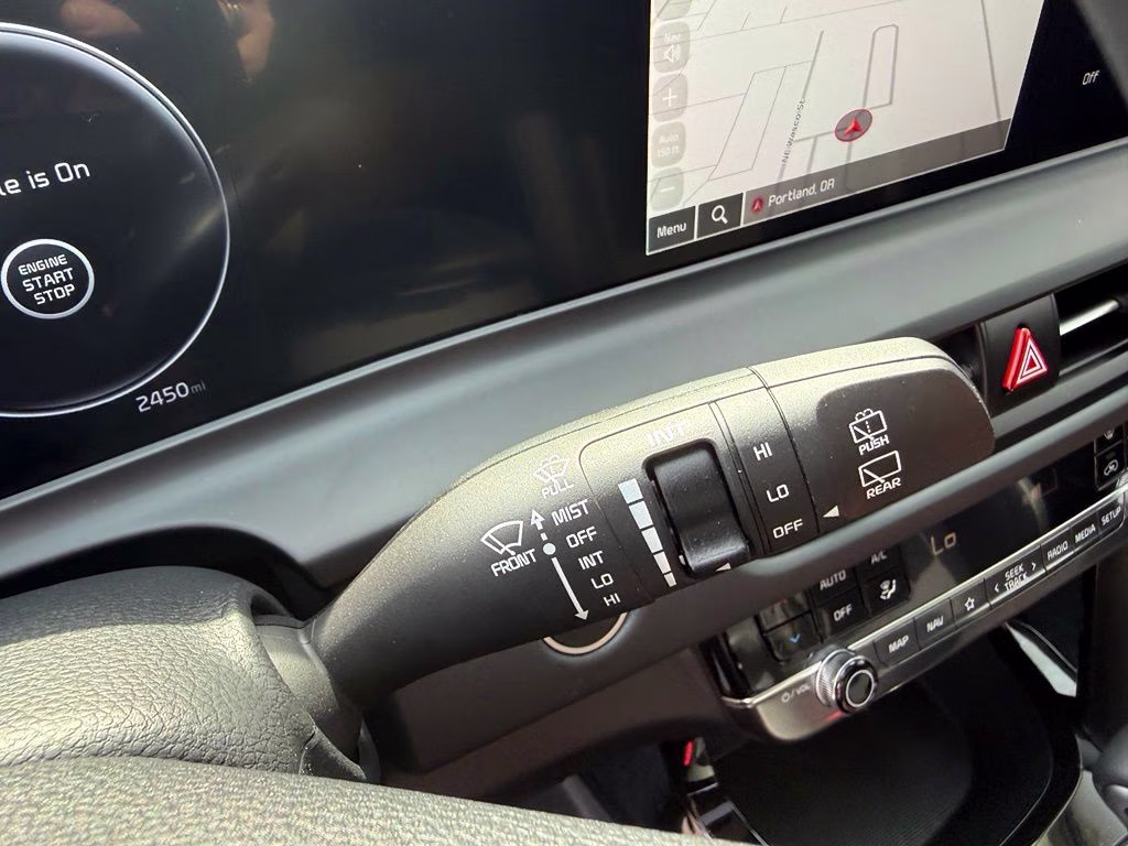 2026 Fusion Black Kia Seltos SX AWD SUV