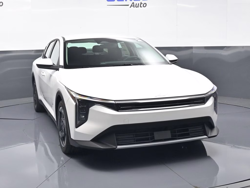 2026 Snow White Pearl Kia K4 EX FWD Sedan