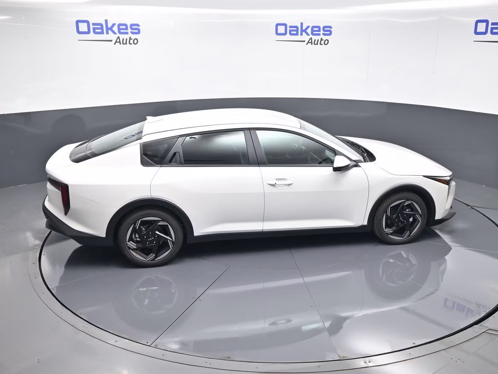 2026 Snow White Pearl Kia K4 EX FWD Sedan