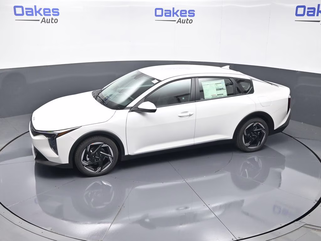 2026 Snow White Pearl Kia K4 EX FWD Sedan
