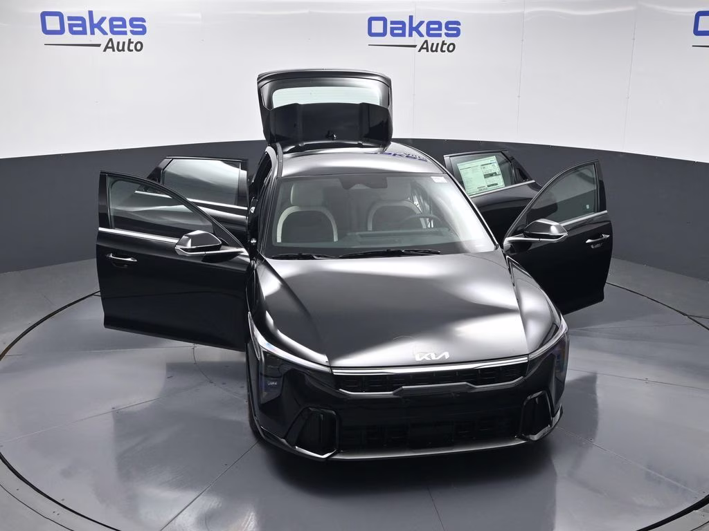 2026 Aurora Black Pearl Kia K4 GT-Line FWD Hatchback