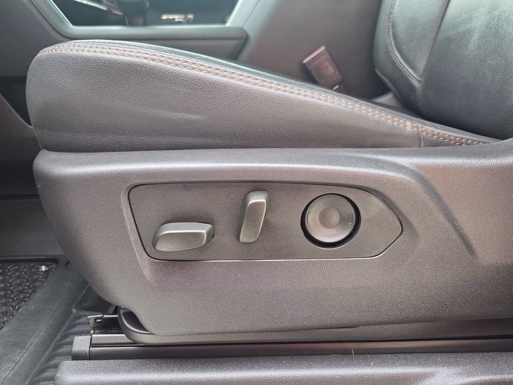 2024 Onyx Black GMC Sierra 1500 AT4 4X4 Truck