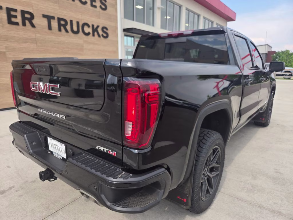 2024 Onyx Black GMC Sierra 1500 AT4 4X4 Truck