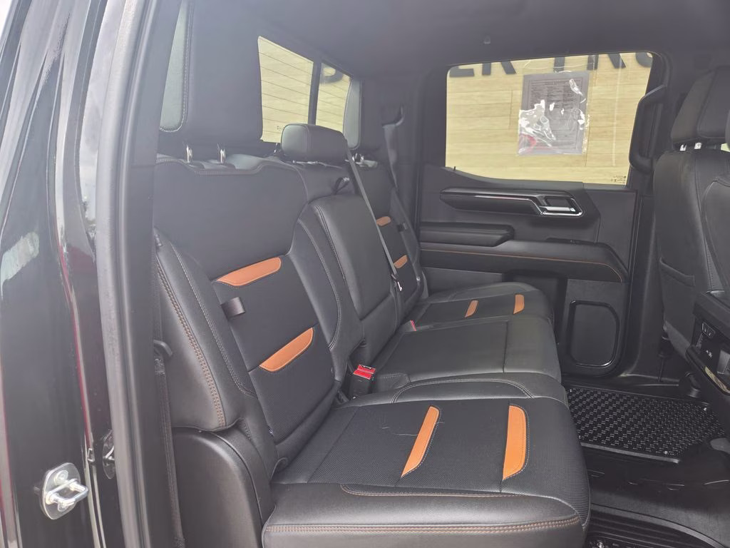 2024 Onyx Black GMC Sierra 1500 AT4 4X4 Truck