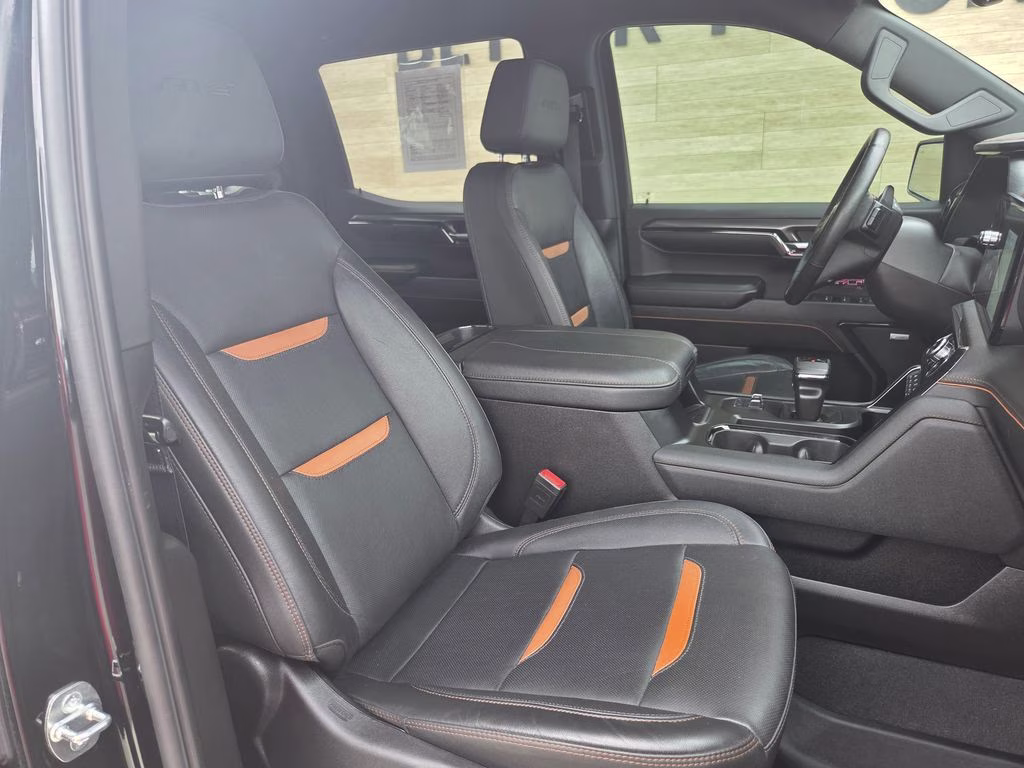 2024 Onyx Black GMC Sierra 1500 AT4 4X4 Truck