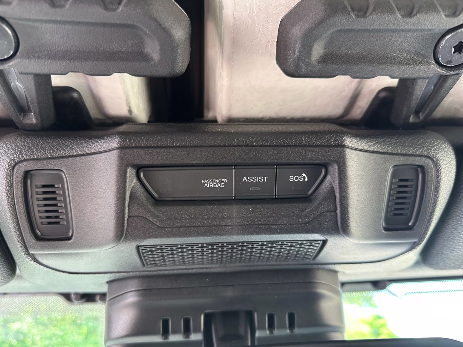 2024 Granite Crystal Metallic Clearcoat Jeep Wrangler Rubicon 4X4 SUV