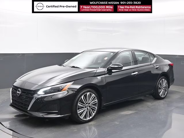 2025 Super Black Clearcoat Nissan Altima 2.5 SL AWD Sedan