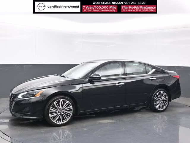 2025 Super Black Clearcoat Nissan Altima 2.5 SL AWD Sedan