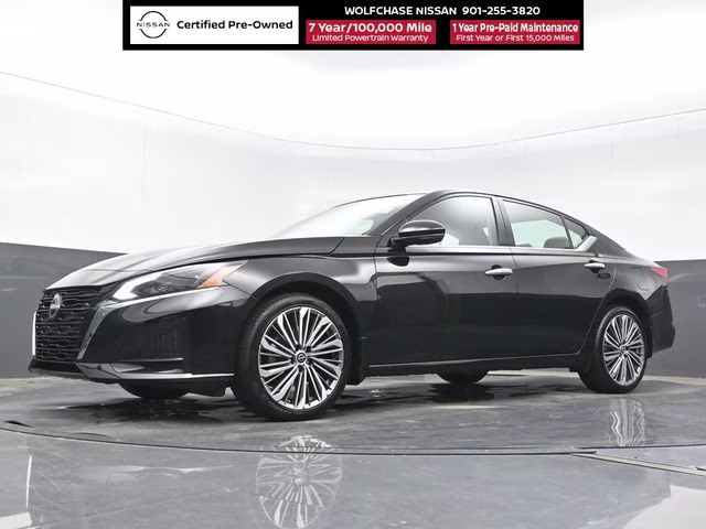 2025 Super Black Clearcoat Nissan Altima 2.5 SL AWD Sedan