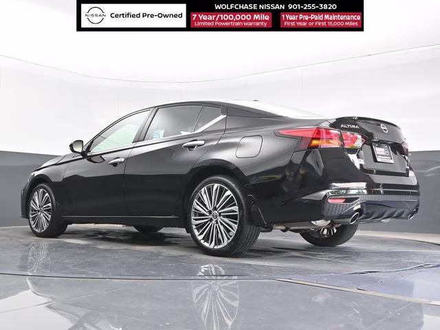 2025 Super Black Clearcoat Nissan Altima 2.5 SL AWD Sedan