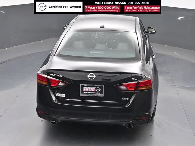2025 Super Black Clearcoat Nissan Altima 2.5 SL AWD Sedan