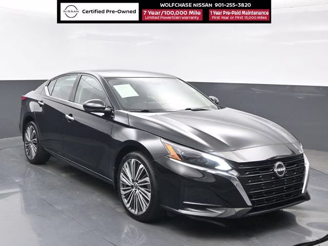 2025 Super Black Clearcoat Nissan Altima 2.5 SL AWD Sedan