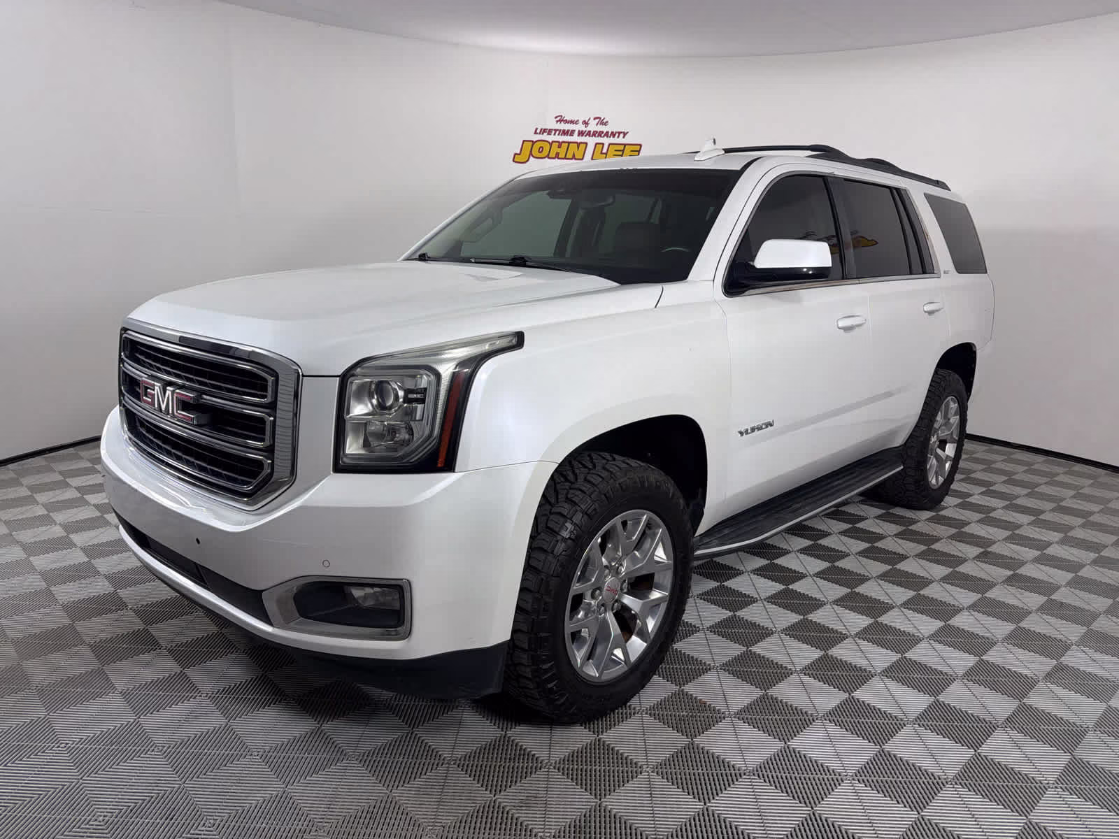 2016 White Frost Tricoat GMC Yukon SLT RWD SUV