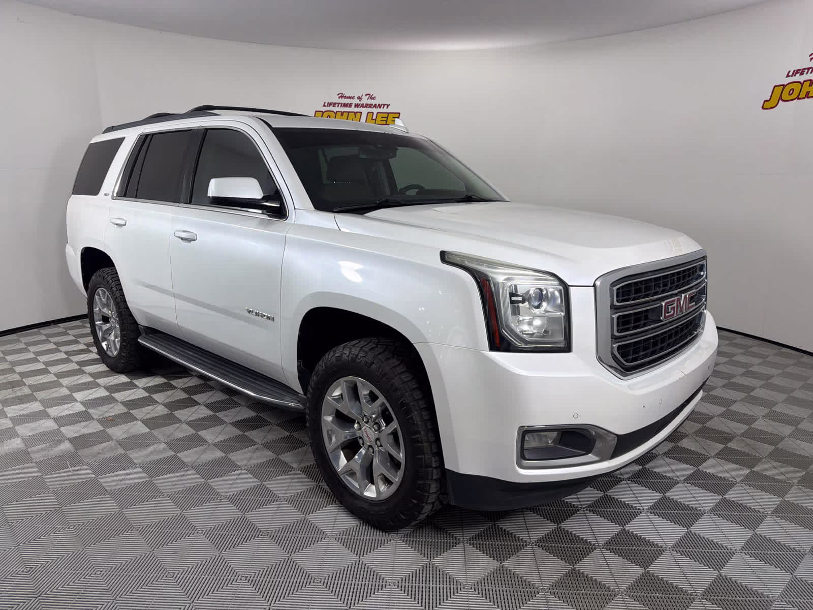 2016 White Frost Tricoat GMC Yukon SLT RWD SUV