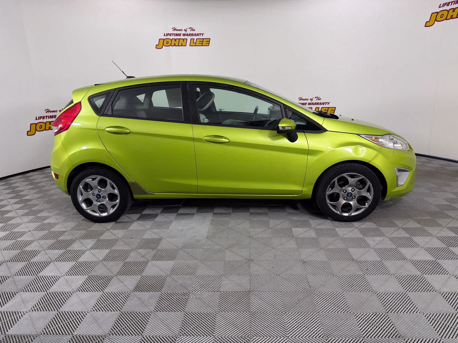 2012 Lime Squeeze Metallic Ford Fiesta SES FWD Sedan