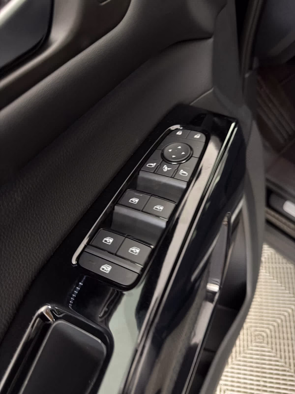 2026 Super Black Nissan Pathfinder Platinum FWD SUV